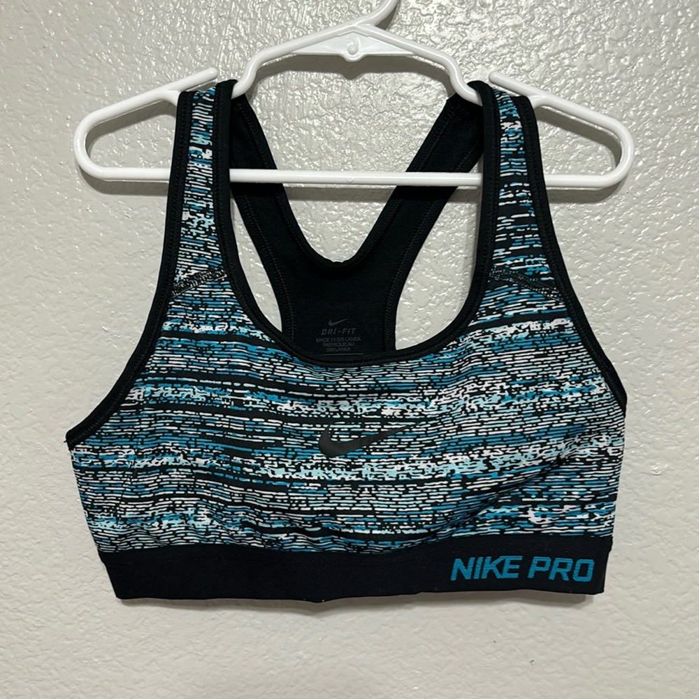 Nike pro sport bra